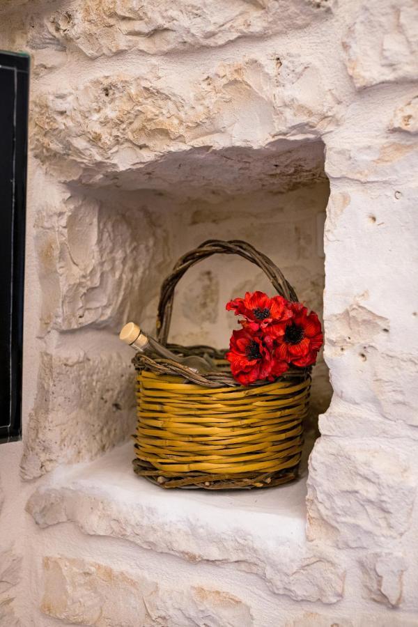 Вилла Il Trullo Della Rondinina Альберобелло Экстерьер фото