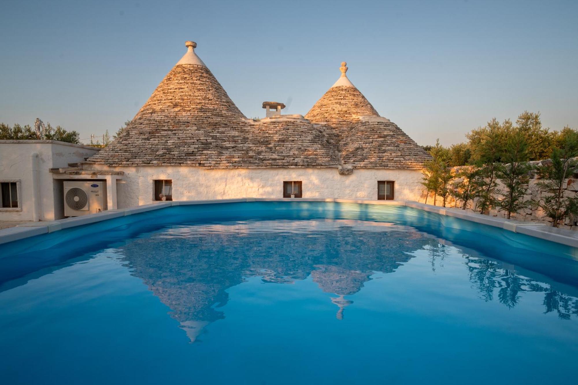 Вилла Il Trullo Della Rondinina Альберобелло Экстерьер фото