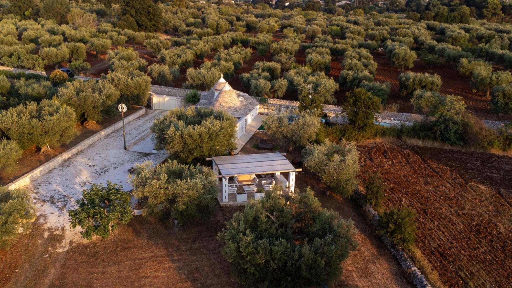 Вилла Il Trullo Della Rondinina Альберобелло Экстерьер фото